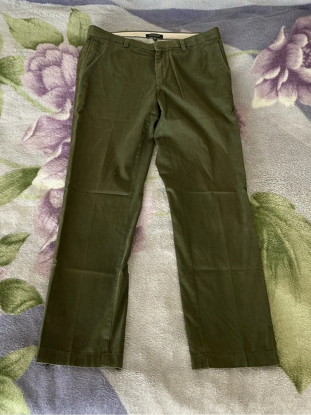 Banana Republic Emerson Straight Lived-In Chino Pants